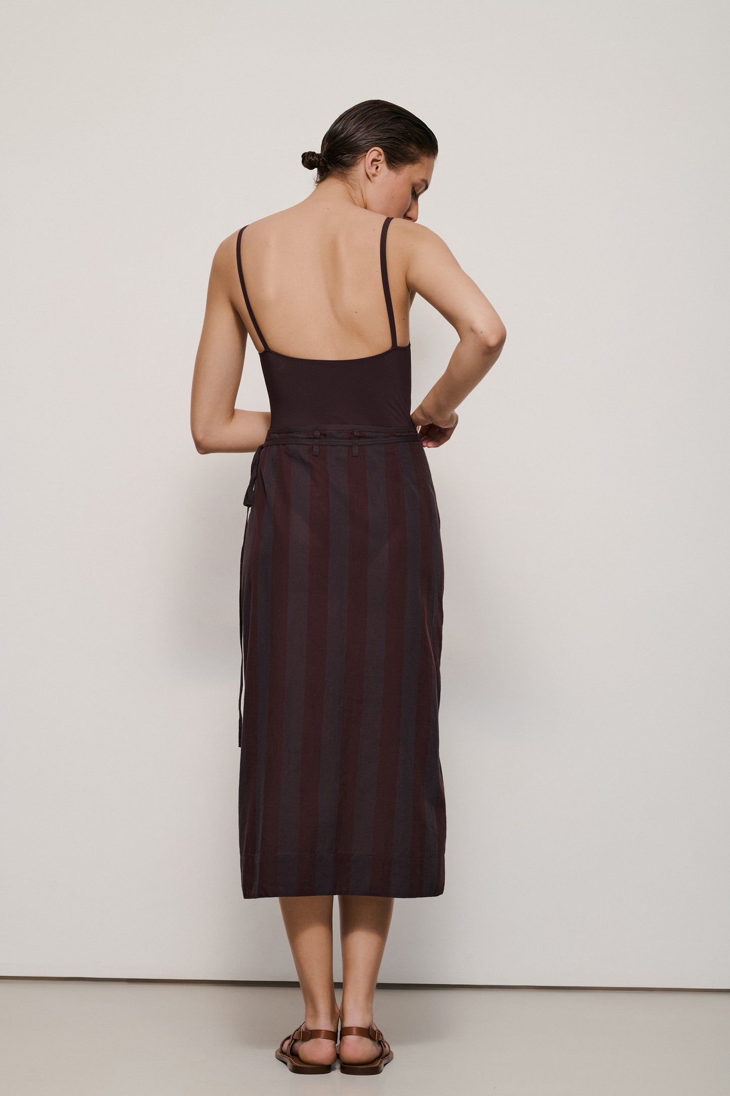 FALDA LA GONNA BURDEOS